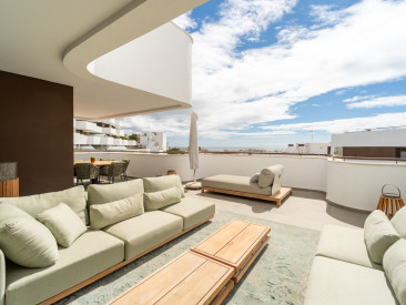 Apartment in Estepona — photo 3