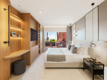 Apartment in Estepona — photo 4