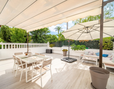 Town House for sale in Marbella Golden Mile - PANR-16624