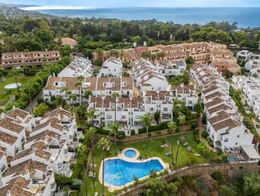 Town House in Marbella — photo 2