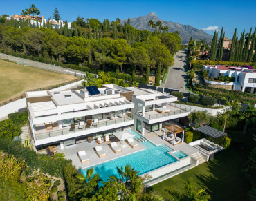 Villa for sale in Nueva Andalucia - MEX1095