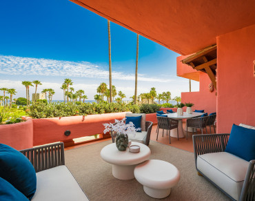 Apartment for sale in Estepona East - MEPX1611