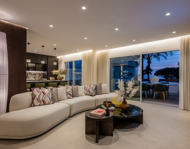 Apartment for sale in Marbella East - R4992709