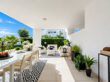 Apartment in Estepona — photo 4