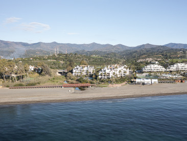 Apartment in Estepona — photo 4