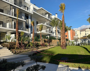 Apartment for sale in Estepona Town - MEX1036