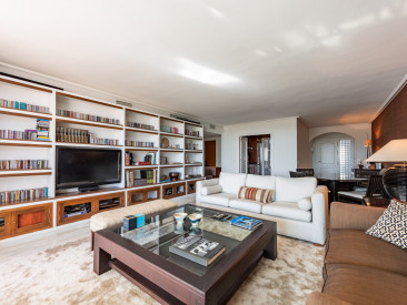 Apartment in Estepona — photo 3