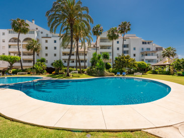Apartment in Estepona