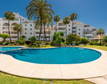 Apartment for sale in Estepona East - MEX1053