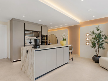 Apartment in Estepona — photo 2