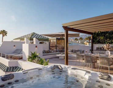 Penthouse for sale in Estepona East - MEPXLEX7