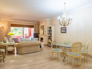 Apartment in Estepona — photo 4