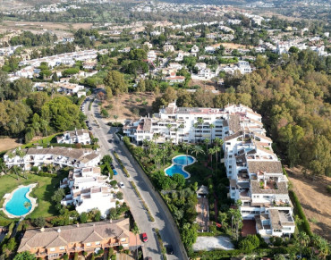 Apartment for sale in Estepona East - MEX1096