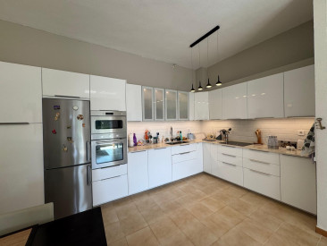 Apartment in Estepona — photo 3