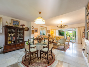Town House in Estepona — photo 4