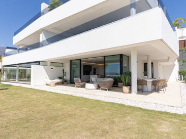Apartment in Estepona — photo 3