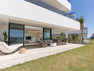Apartment in Estepona — photo 4