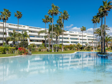 Apartment in Marbella — photo 4