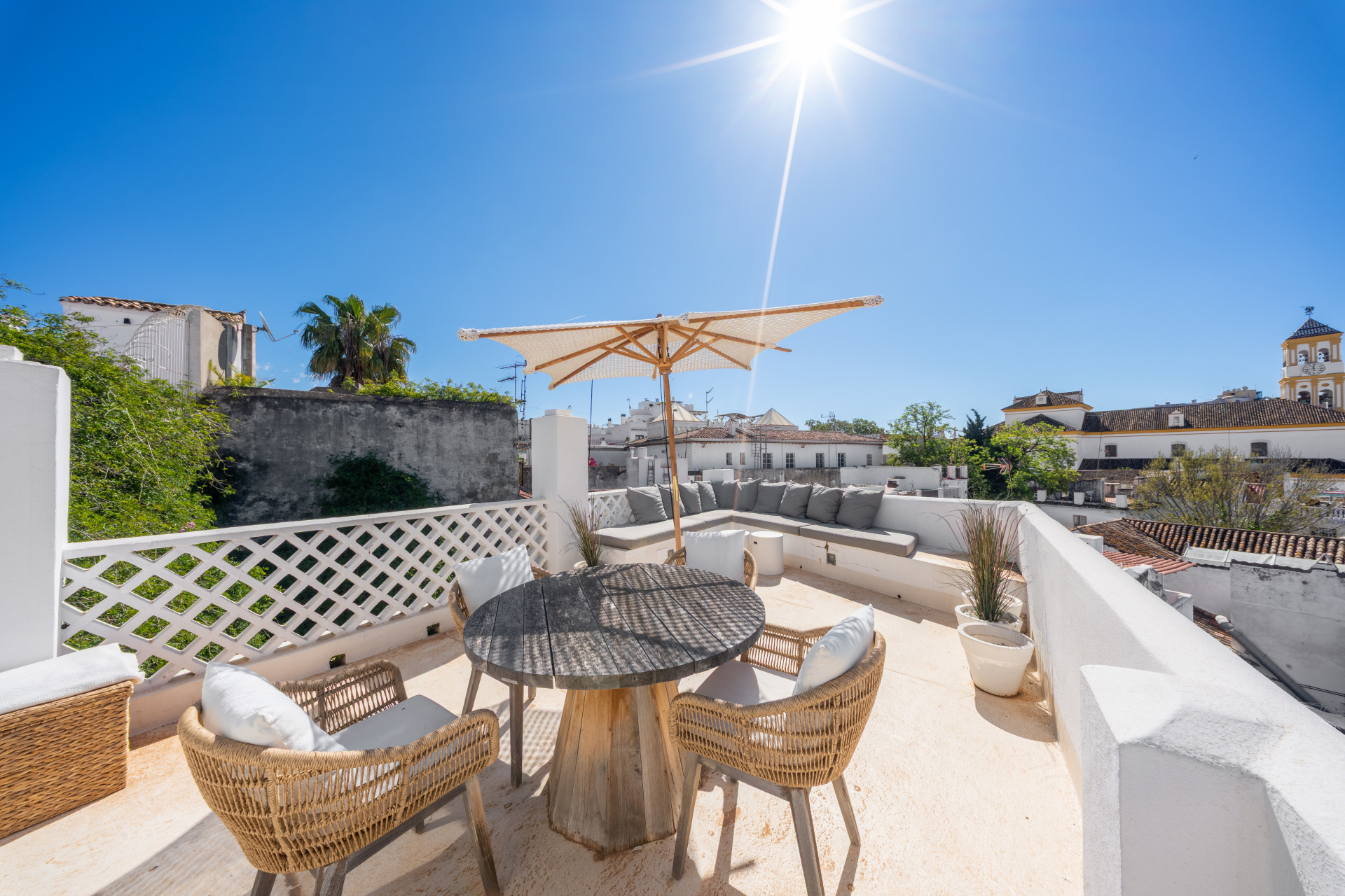 989-00082P - Penthouse in Marbella