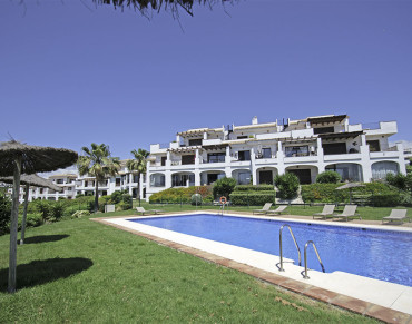 Apartment for sale in Alcaidesa Costa - 989-00108P