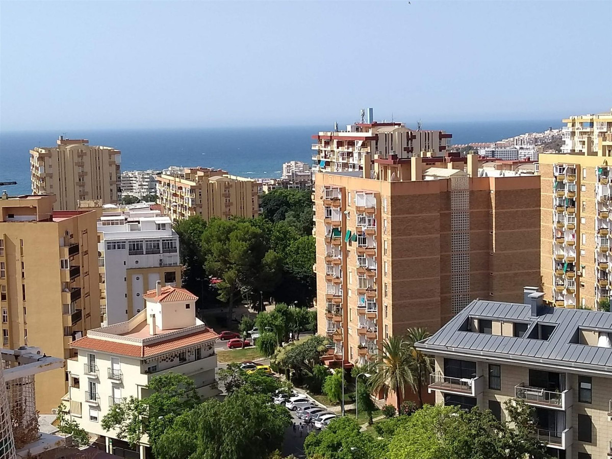 R5486503 - Apartment in Benalmadena Costa