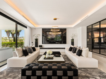 Villa in Marbella — photo 3