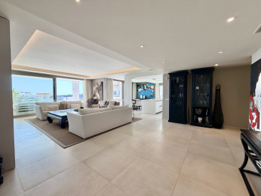 Apartment in Marbella — photo 2