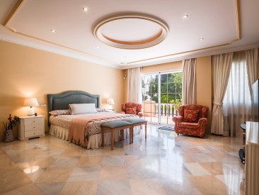 Villa in Marbella — photo 5