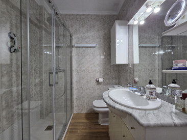 Apartment in Estepona — photo 2