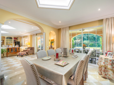 Villa in Marbella — photo 4