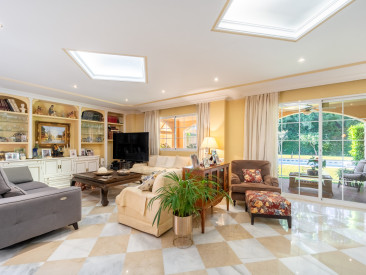 Villa in Marbella — photo 5
