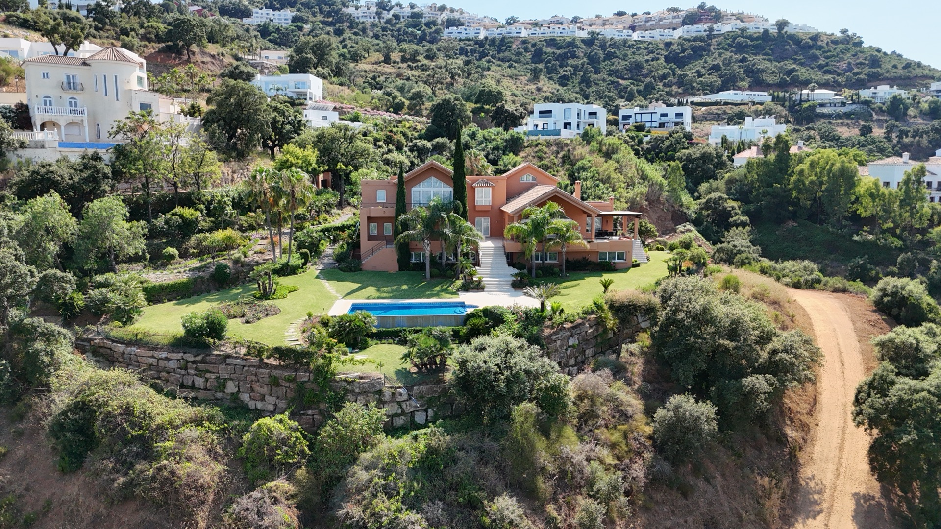 Villa with Amazing Sea Views with 2 plots