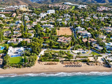 Plot / Land in Marbella East